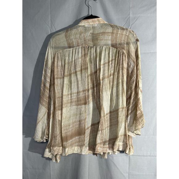 Le Lis Blanc Top Womens Small Beige Silk Flowy Sheer Button Lagenlook Luxury - Picture 3 of 8
